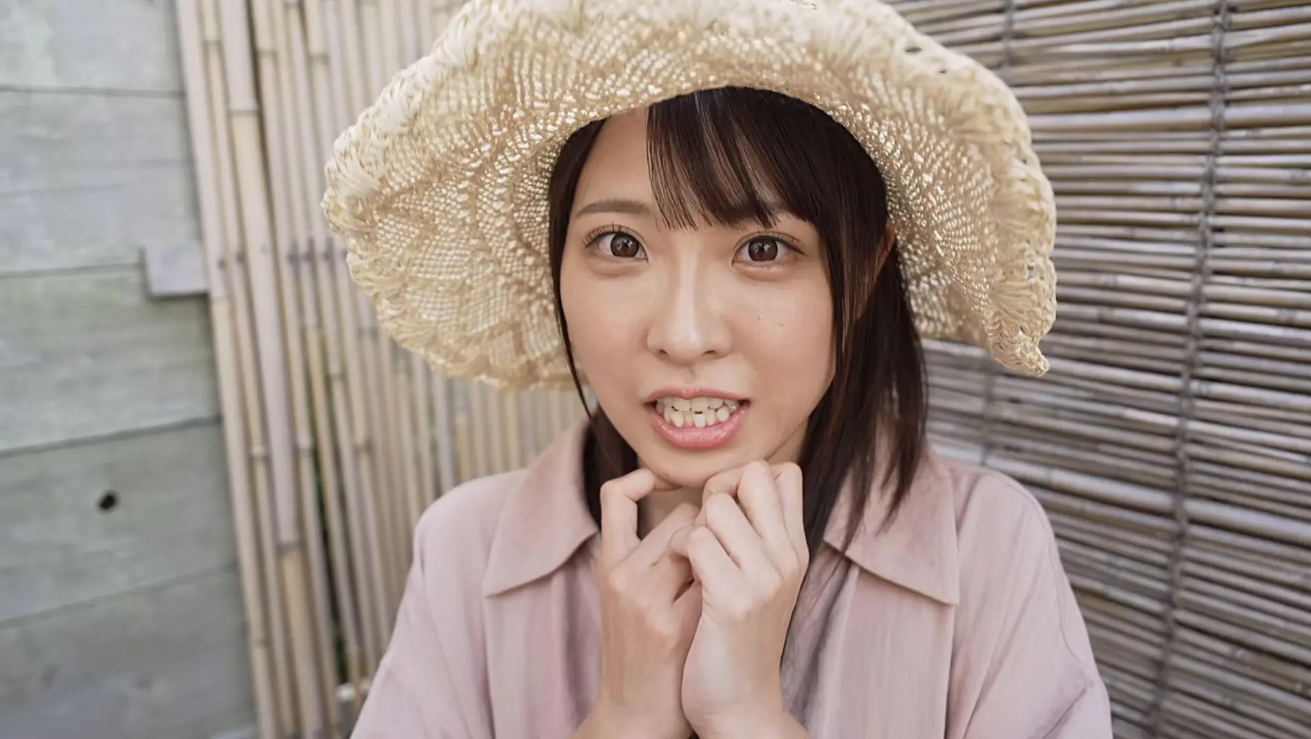 グラビアアイドル 日下部ほたるさんのプロフィール＆出演作品